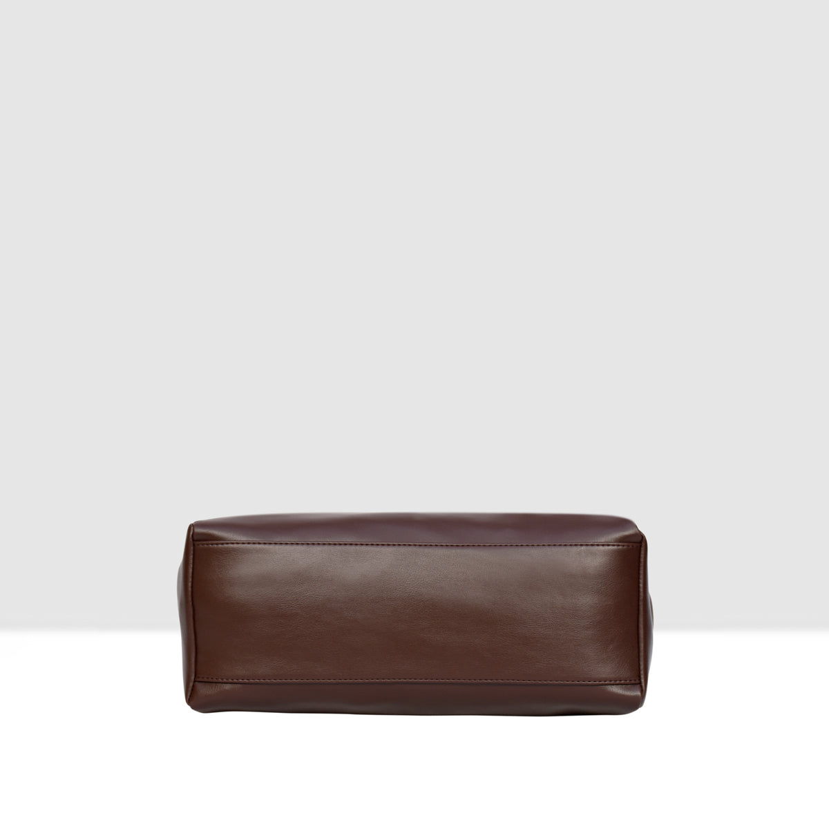 Trendy And Fashionable Handbag For Womens