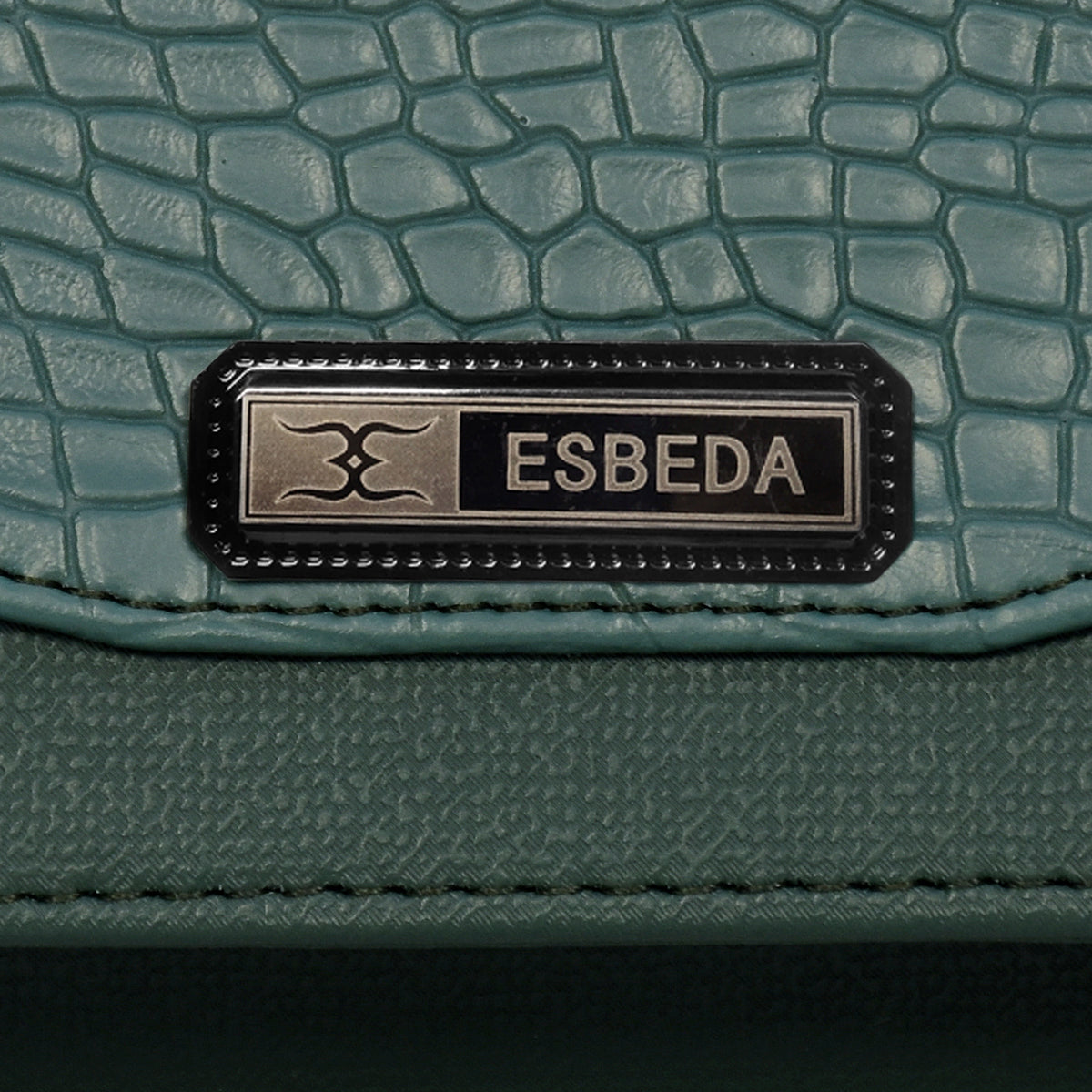Croco-Texture-Embossed-Wallet-For-Womens