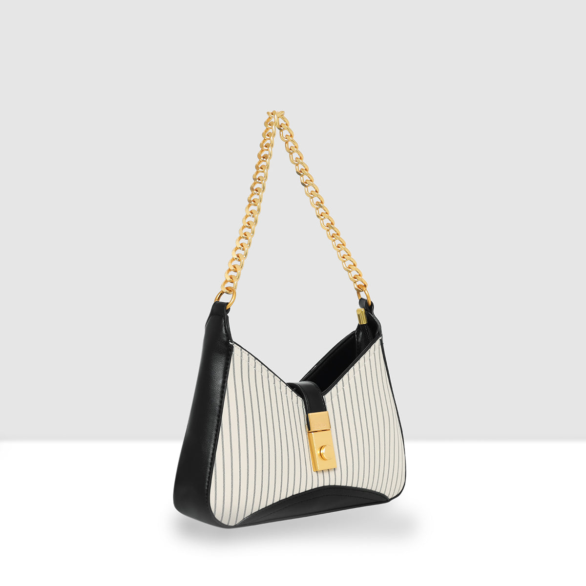 Luxe Chain Flap Sling Bag For Womens