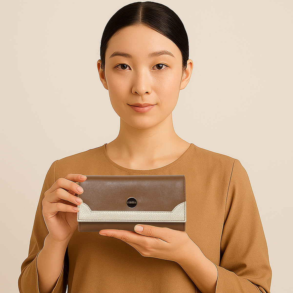 Classic Bi-Tone Wallet For Womens