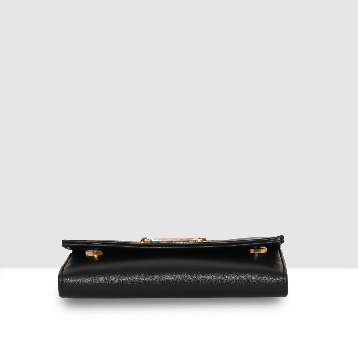 Elegant refined finish Wallet For Womens