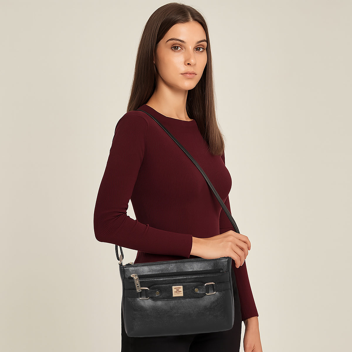 Classic Structured  Buckle Sling For Womens Main image