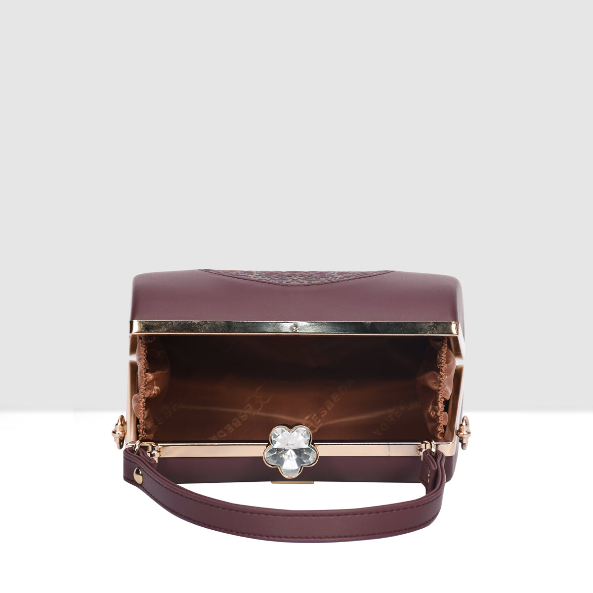 Artisan circle Clutch For Womens