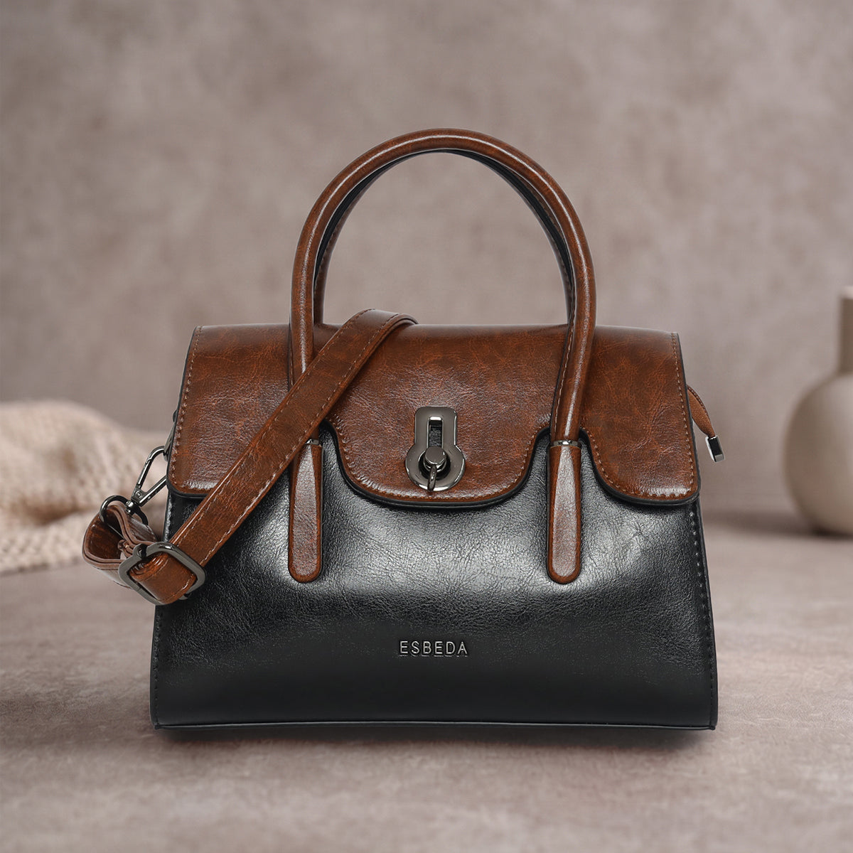 Vintage Lock Flap Handbag Secondary image