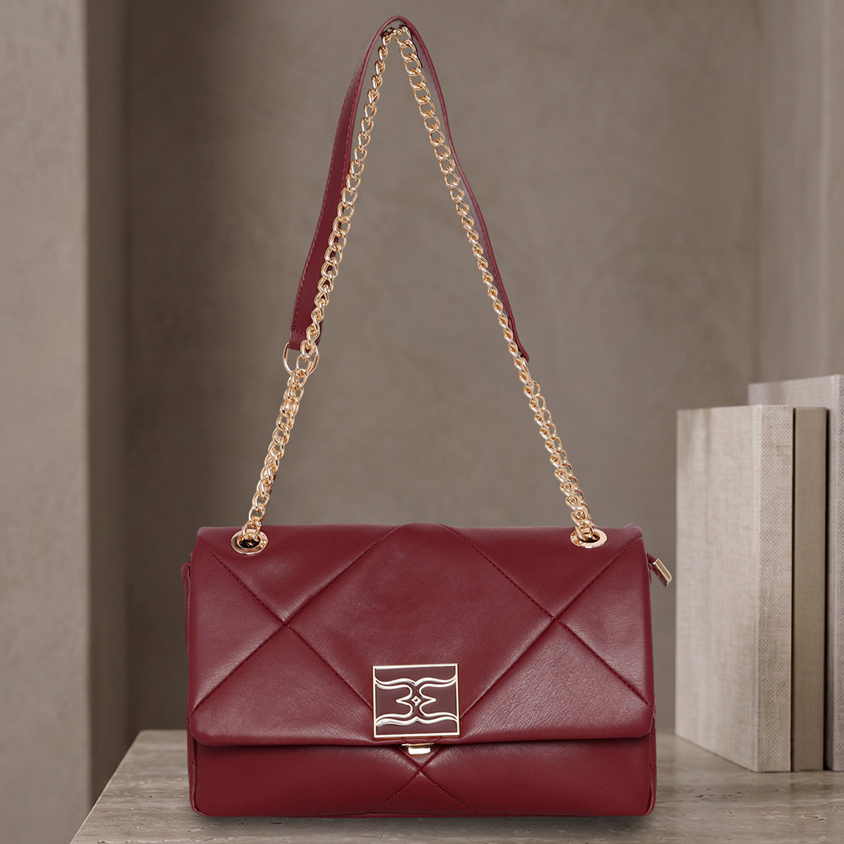 Puffy-Elegance-Shoulder-Bag