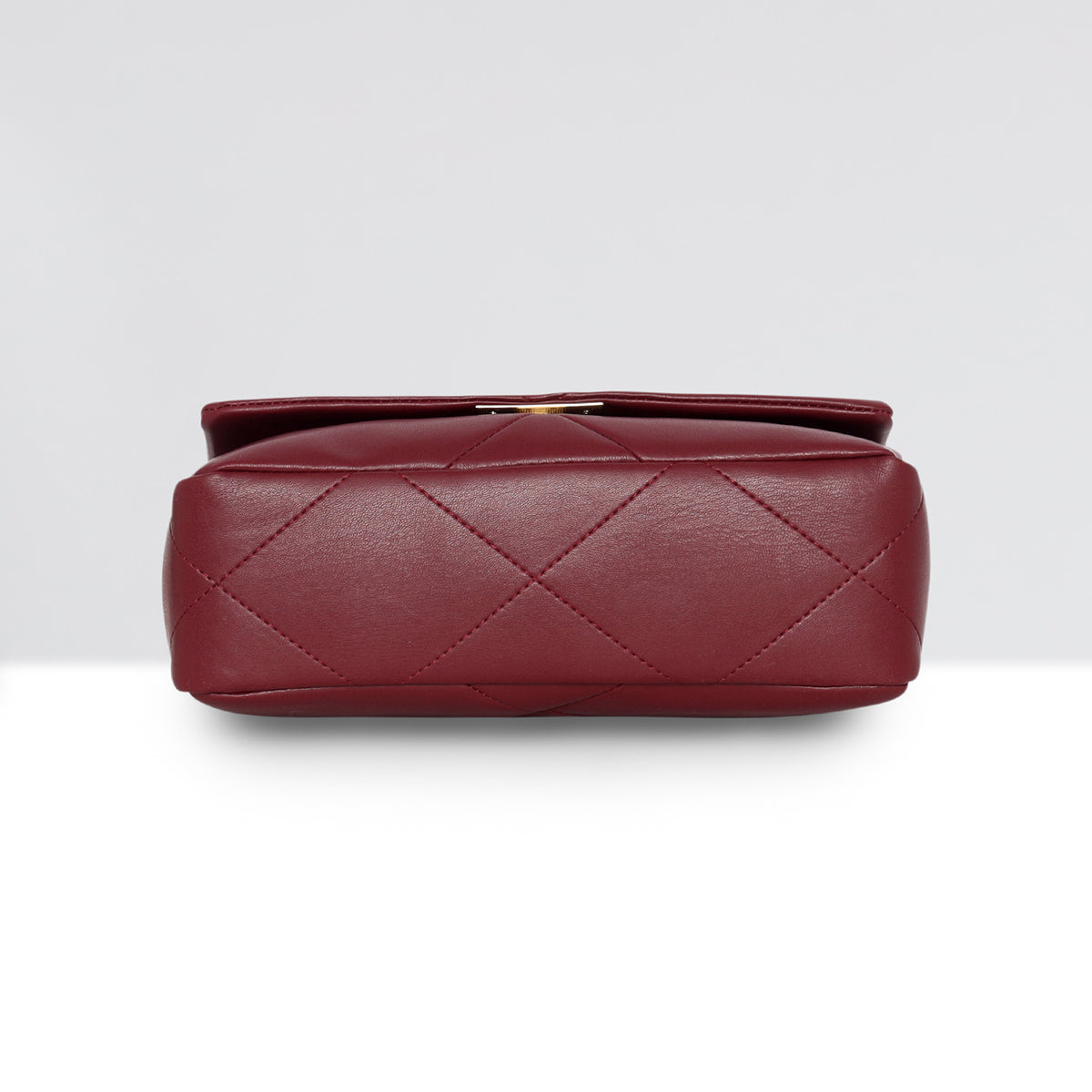 Puffy-Elegance-Shoulder-Bag