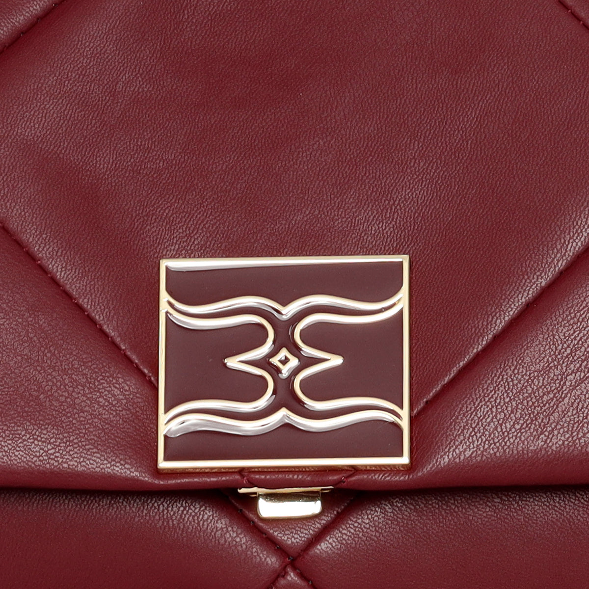 Puffy-Elegance-Shoulder-Bag