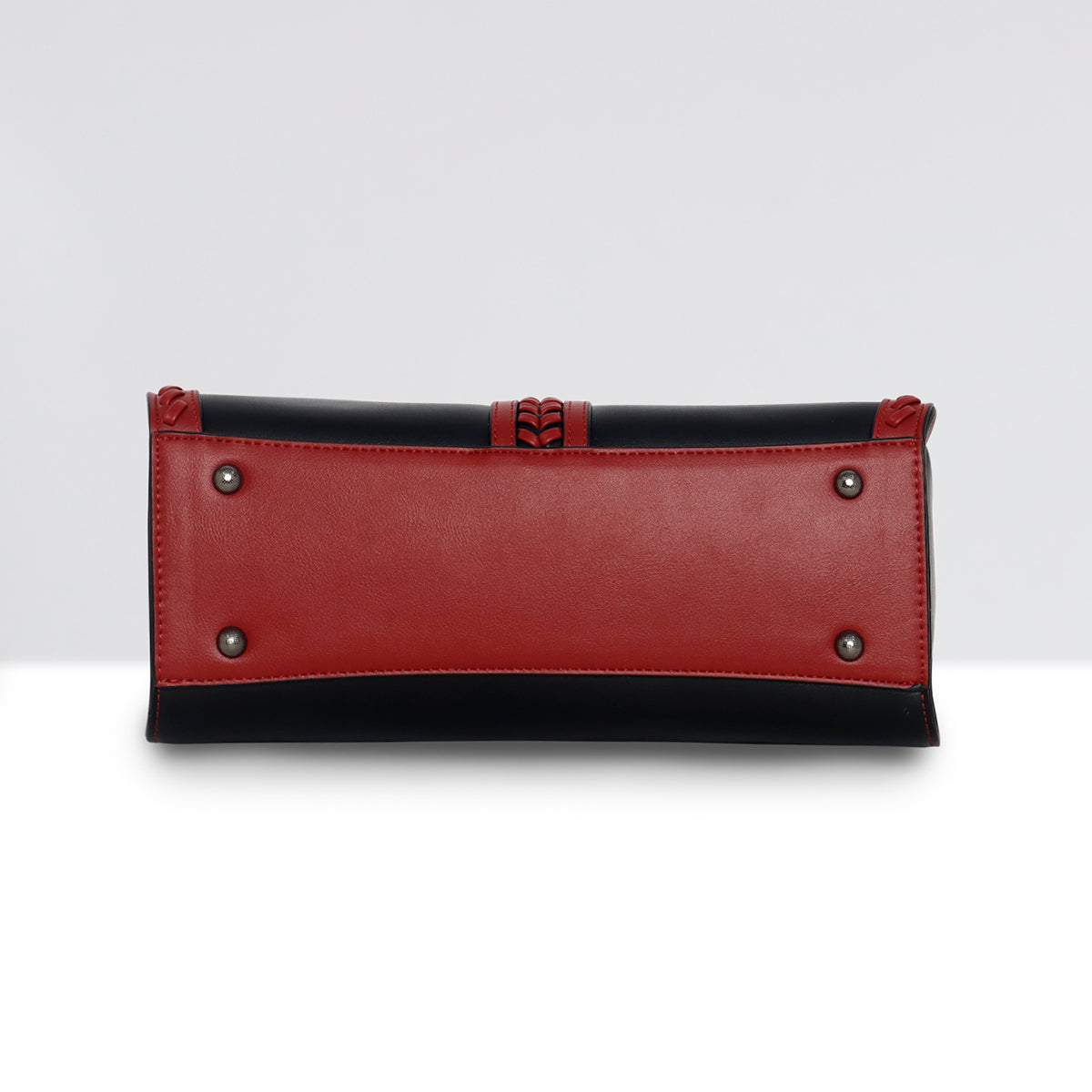 Woven-Elegance-Handbag