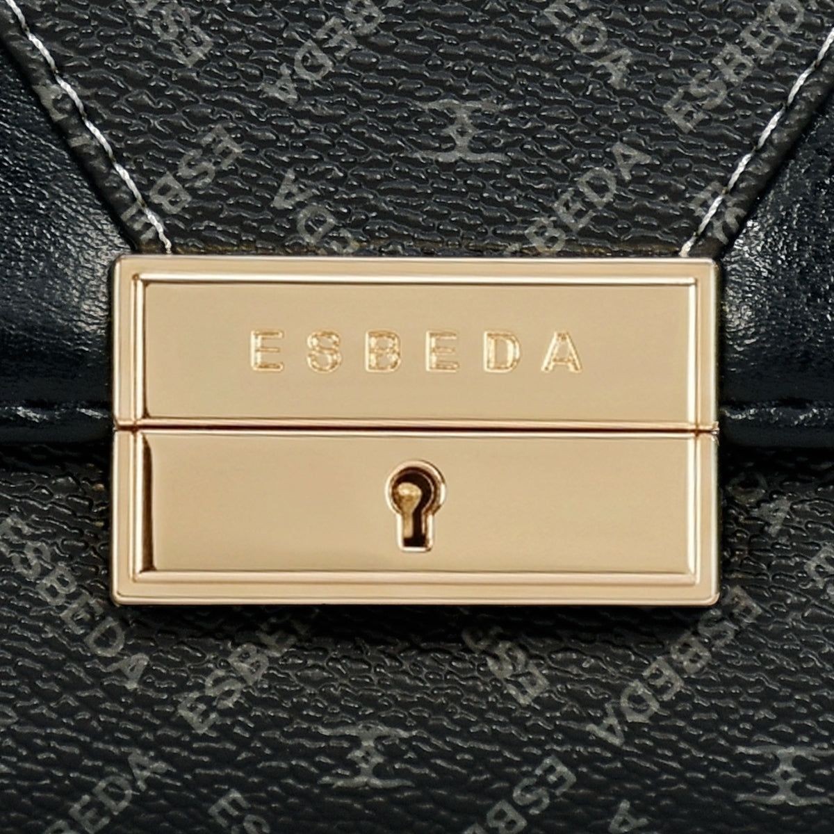 Glamour-Lock-Wallet