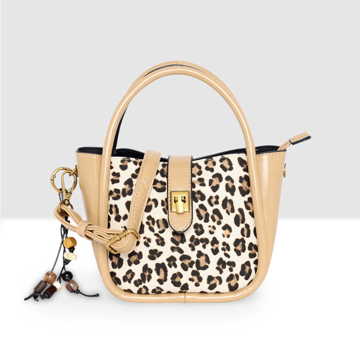 Spotlight-Leopard-Top-Handle