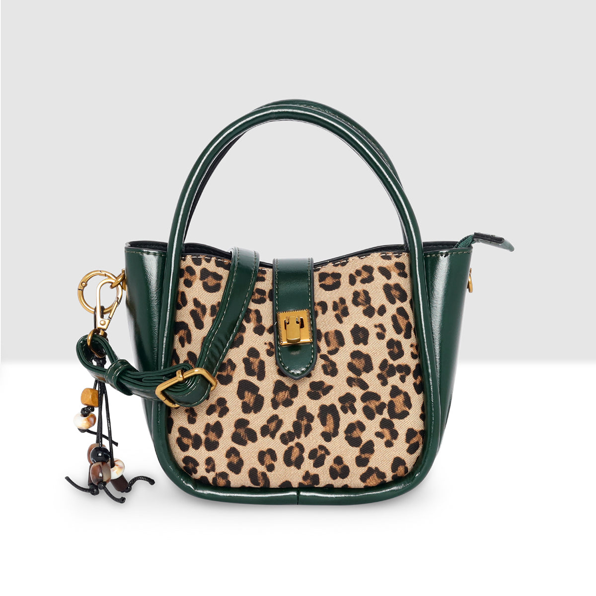Spotlight-Leopard-Top-Handle