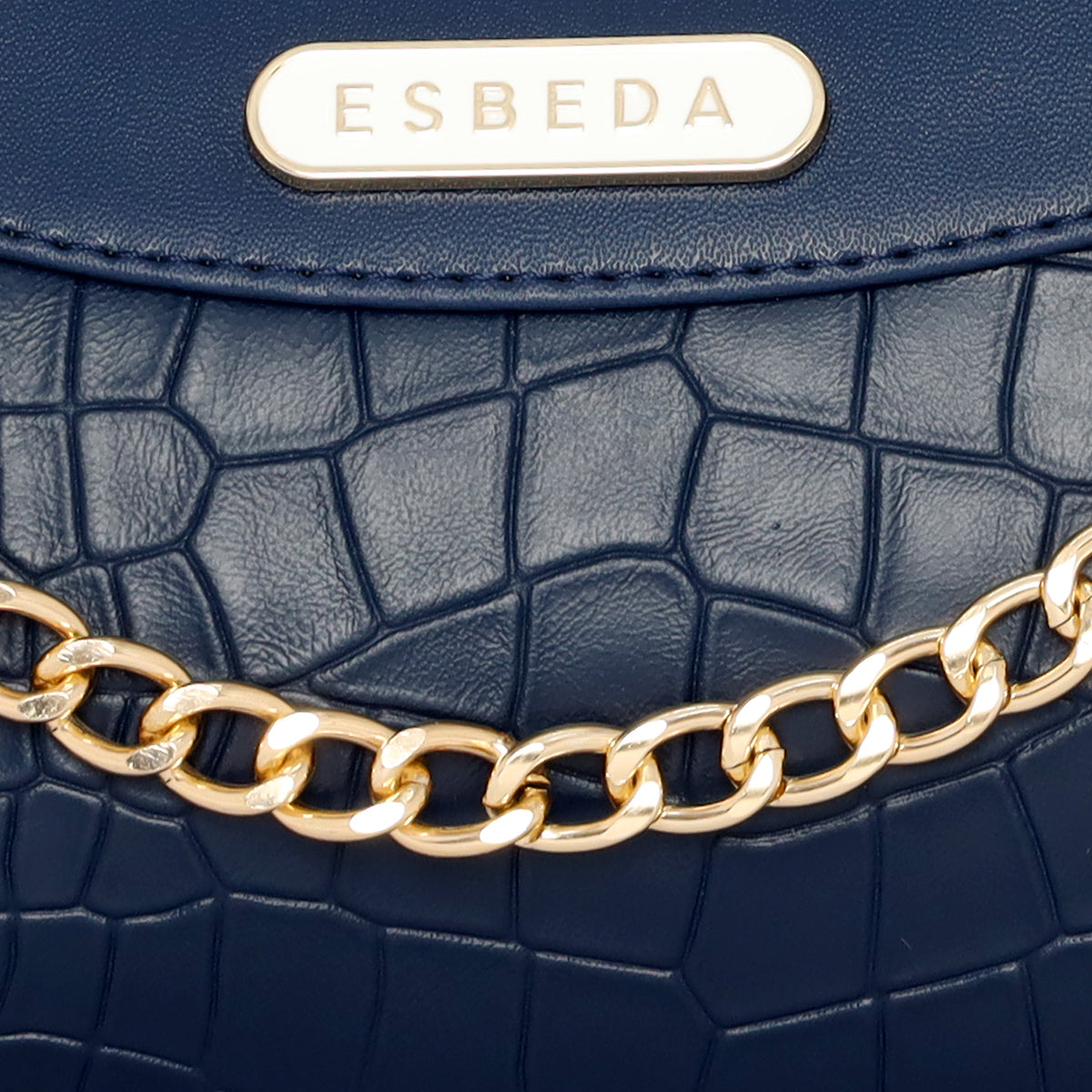 Elan Chain Shoulder Bag