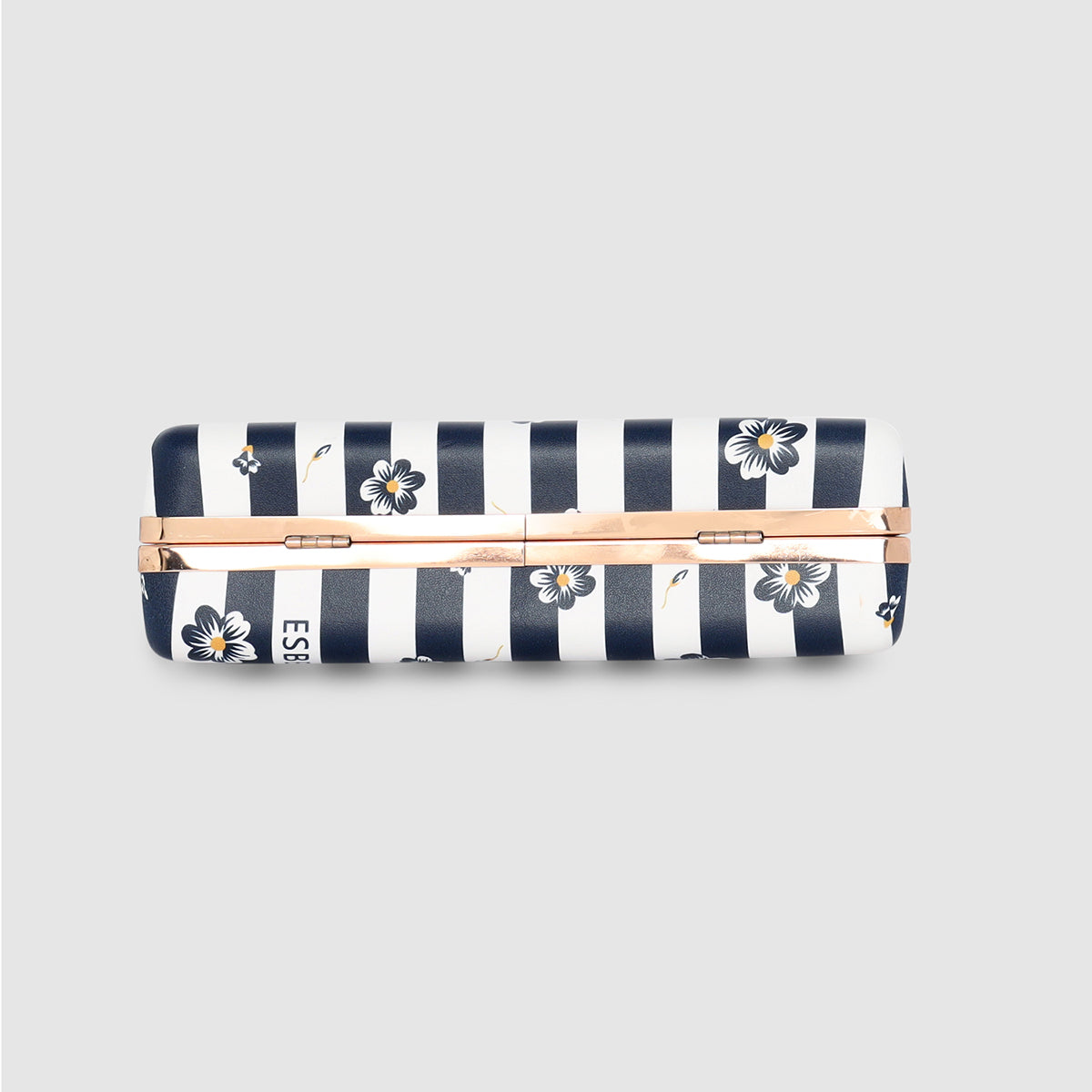 Mariano-Comense-Clutch