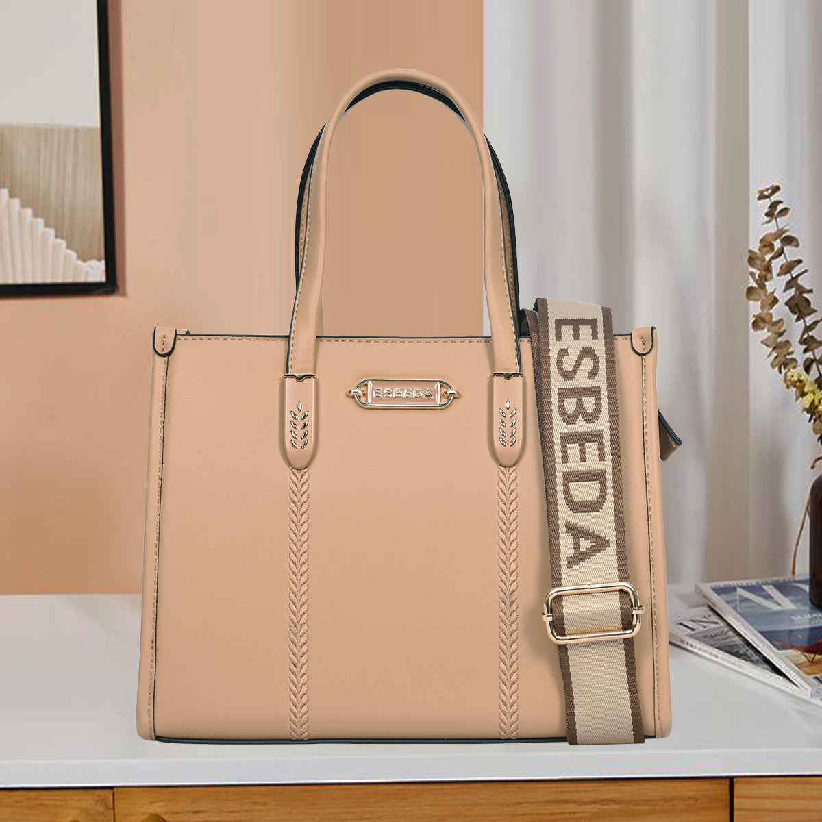 Vogue Line Handbag For Womens